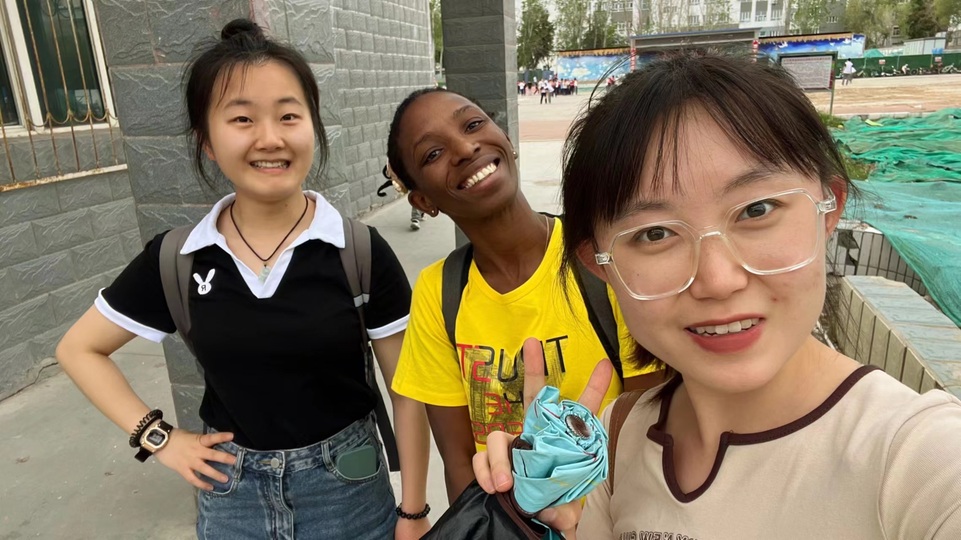 遇见中国丨几内亚比绍姑娘尹娜茜：“希望把中国先进的教育理念带回我的国家”