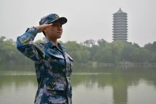 习近平点赞的这位北大女生，有多不简单？