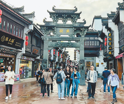 “感受中国历史文化的魅力与活力”（外国友人镜头里的中国古建筑）