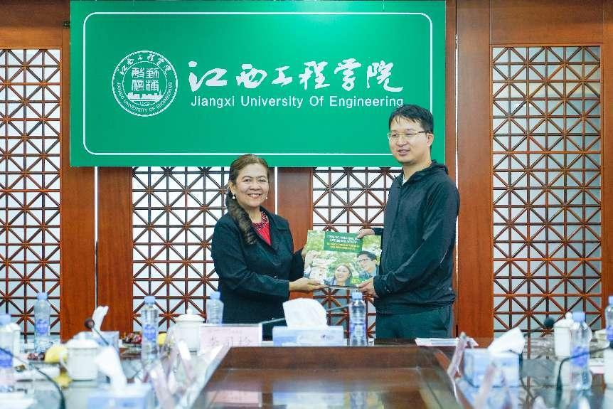 菲律宾圣卡洛斯大学Dr.Mel一行到江西工程学院考察交流_fororder_图片6