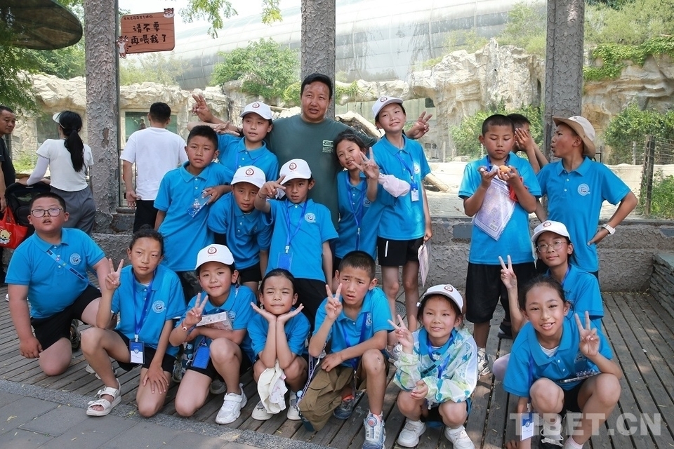 从雪域高原到丛林深海：西藏少年们的奇趣之旅