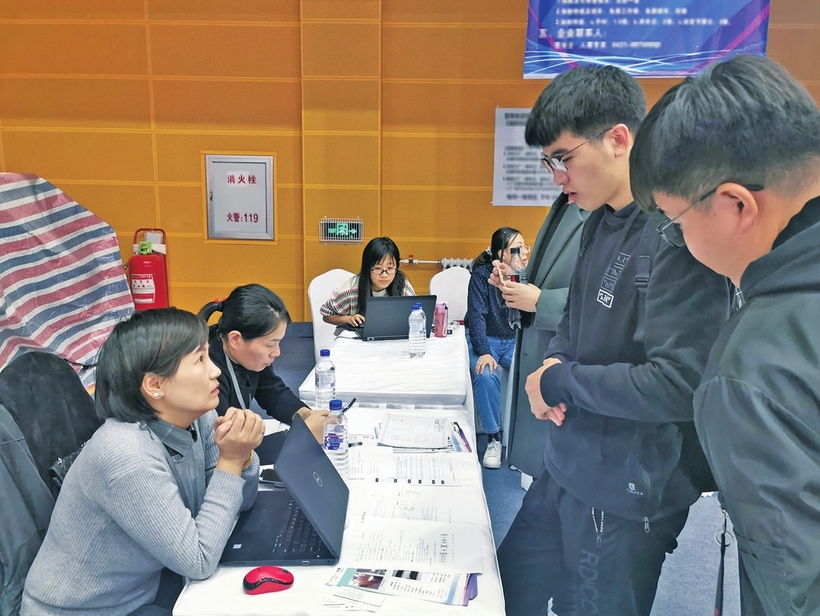 2019年长春汽开区高层次人才服务活动日暨第三届汽车企业技术需求挑战赛完美收官