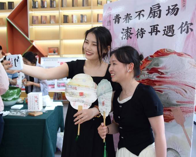 暖心又走心，南通科技职业学院为毕业生营造满满毕业氛围