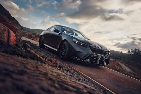 宝马现役加速最快量产车 全新BMW M5高性能轿车全球首发_fororder_image001