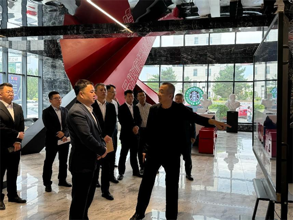 长春净月高新区党工委书记周洪亮对域内重点企业进行走访调研_fororder_图片2