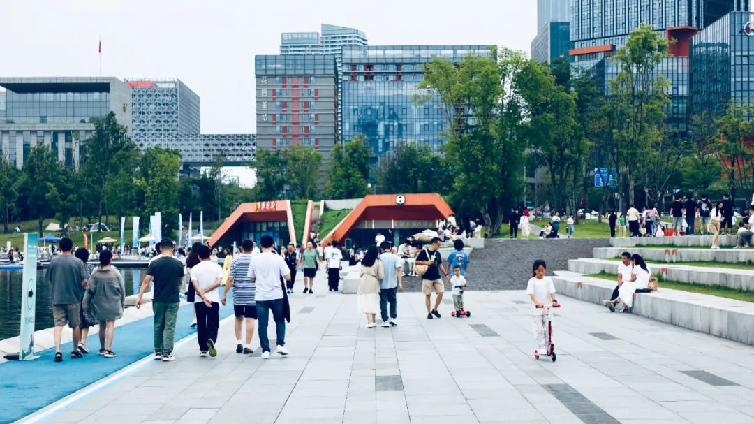 天府新区：发展与生态协同并进_fororder_兴隆湖 供图 天府新区党群工作部