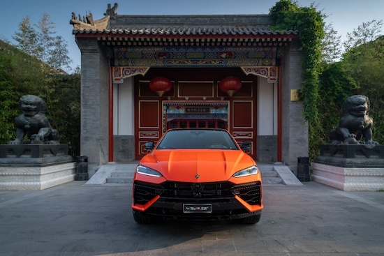 兰博基尼发布取景于北京的Urus SE最新官方图片_fororder_image003