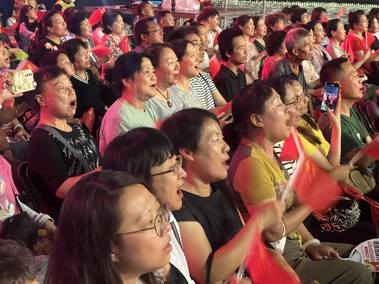 天津：“唱支山歌给党听”七一专场音乐会奏响时代乐章_fororder_2