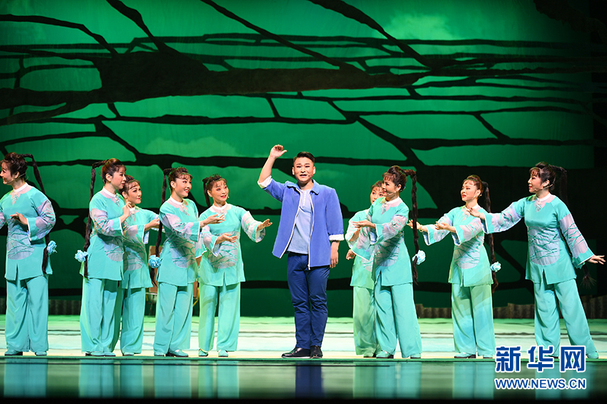 第三届湖北省花鼓戏艺术节在潜江开幕 江汉平原上演艺术盛会