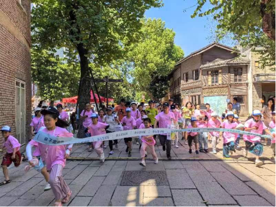 福州：创新金融服务 为育儿家庭减负增值_fororder_ccf4902c-79b2-4d2d-801b-a6b118e863fd