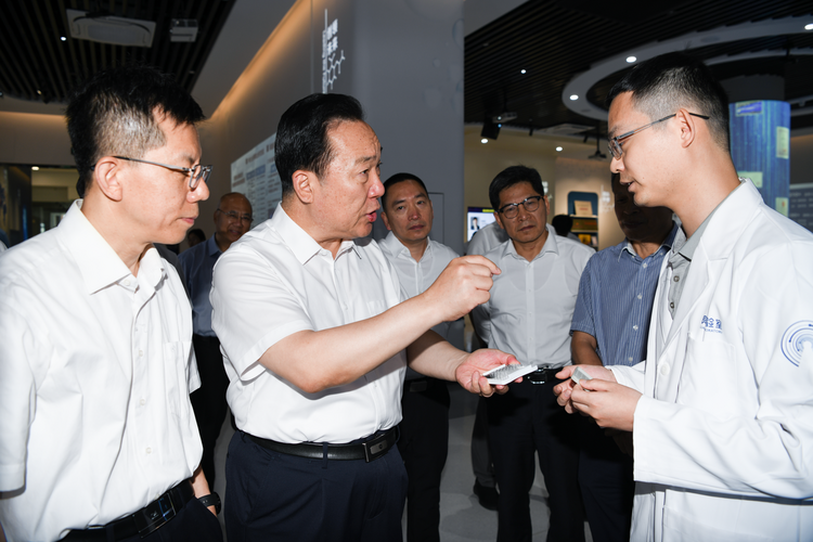 王浩在杭州专题调研科技创新、发展新质生产力工作_fororder_1810699242351173634_1280px