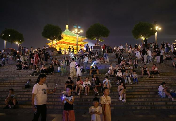 享受夏日古城之夜