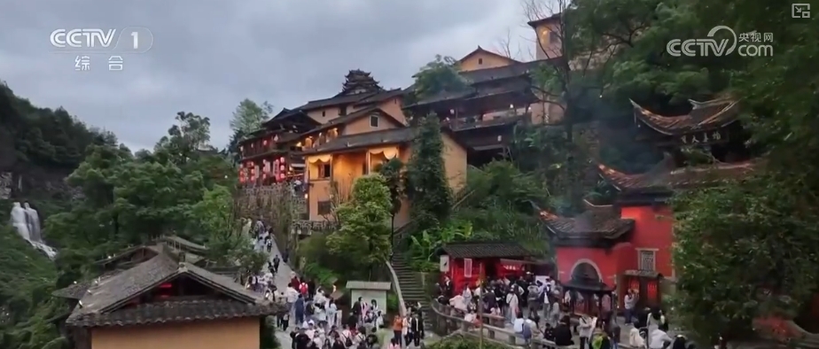 从“这一天”变为“每一天” 美丽中国新画卷徐徐展开