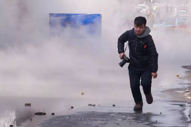 【长城评论】致敬记者节，致敬记录者