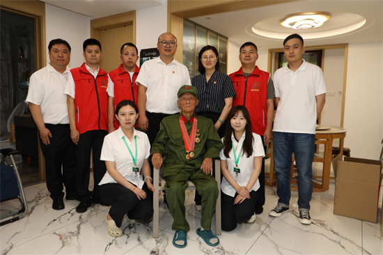 寻访老兵足迹·传承红色精神 | 老兵安福英：弃笔从戎报党恩 保家卫国践忠诚_fororder_吉林老兵安抚应4