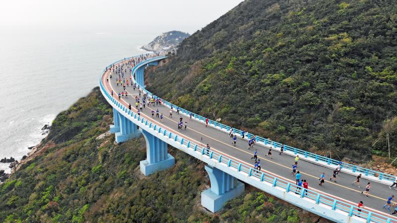 【福建时间主推】【漳州】【移动版】【Chinanews带图】福建东山：打造“旅游＋体育”融合发展新样板