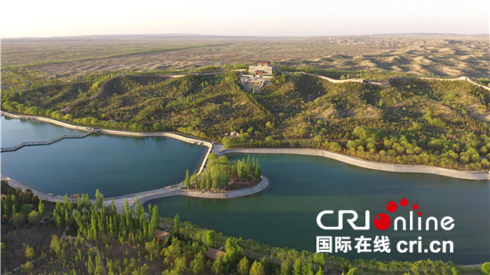 宁夏生态治理成果显著 昔日荒漠变绿洲_fororder_325422a9344a4e568131f1a219c7b949