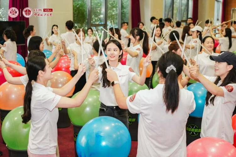 中国政法大学商学院2024级专硕法商实践课堂多图直击！
