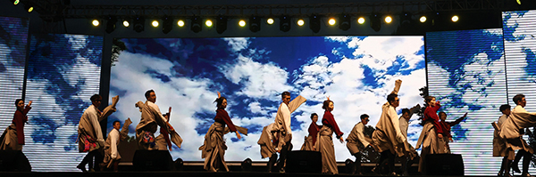 第四届红色小金玛嘉沟旅游帐篷音乐节开幕_fororder_歌舞表演-摄影-颜菲