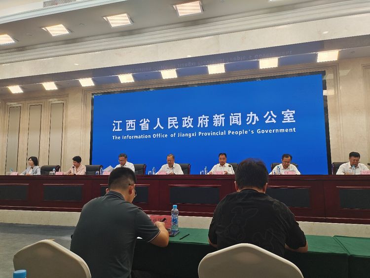 江西：“扩绿”“兴绿”“护绿”三箭齐发 共促林业高质量发展新篇章_fororder_图片1