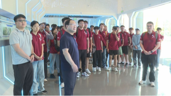 石家庄市鹿泉区：北京大学信科学院优秀学子到鹿泉区参观考察_fororder_石家庄市鹿泉区0830709