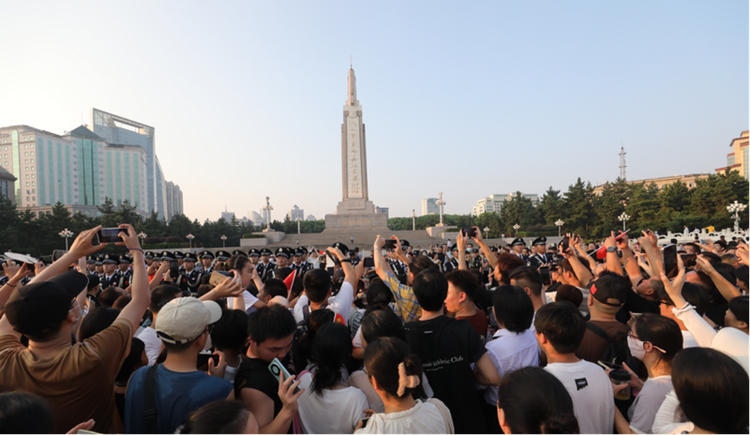 心潮澎湃！南昌八一广场9月1日举行升国旗活动_fororder_图片8