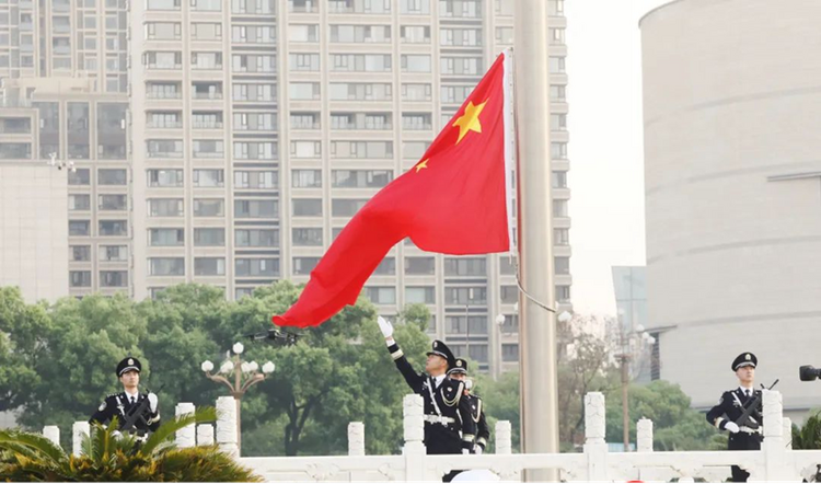 心潮澎湃！南昌八一广场9月1日举行升国旗活动_fororder_图片6