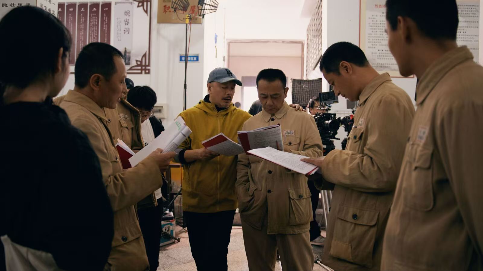 （转载）《走向大西南》登陆央视一套，记者对话主创：既要展现伟人的高度，更要展现伟人的温度