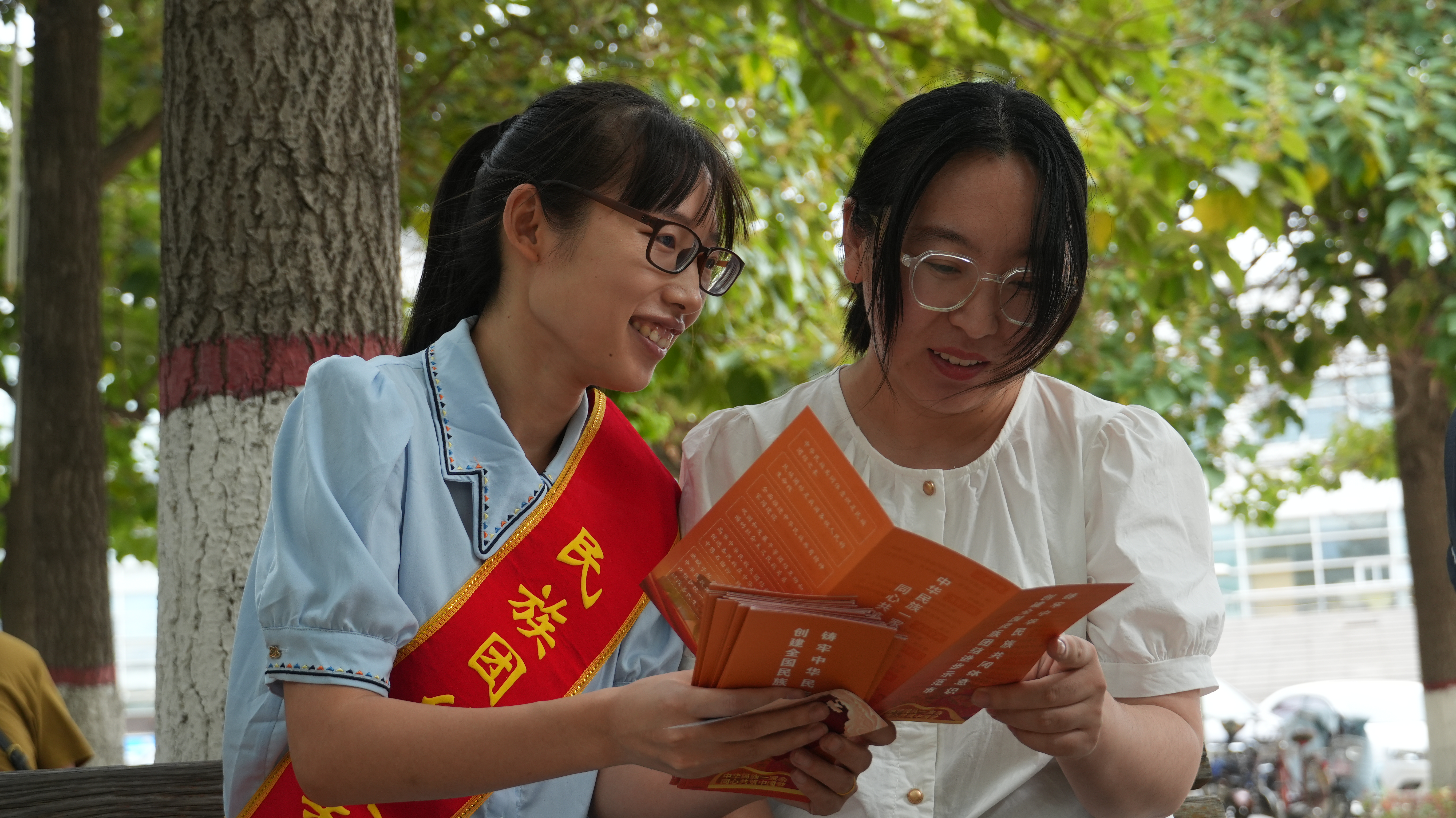 河北肃宁开展民族团结主题宣传及惠民活动_fororder_肃宁4