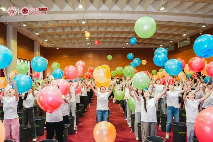 中国政法大学商学院2024级专硕法商实践课堂多图直击！