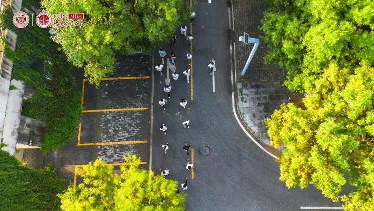 中国政法大学商学院2024级专硕法商实践课堂多图直击！