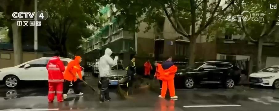 水、电、通信、交通等逐步恢复……台风过后，各地有序恢复生产生活