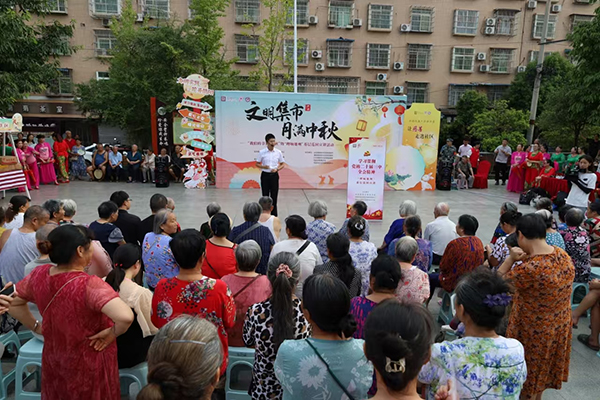 简阳市：中秋文明集解锁传统节日“新”体验_fororder_中秋民俗向月亮许个心愿（图--陈虔羽）