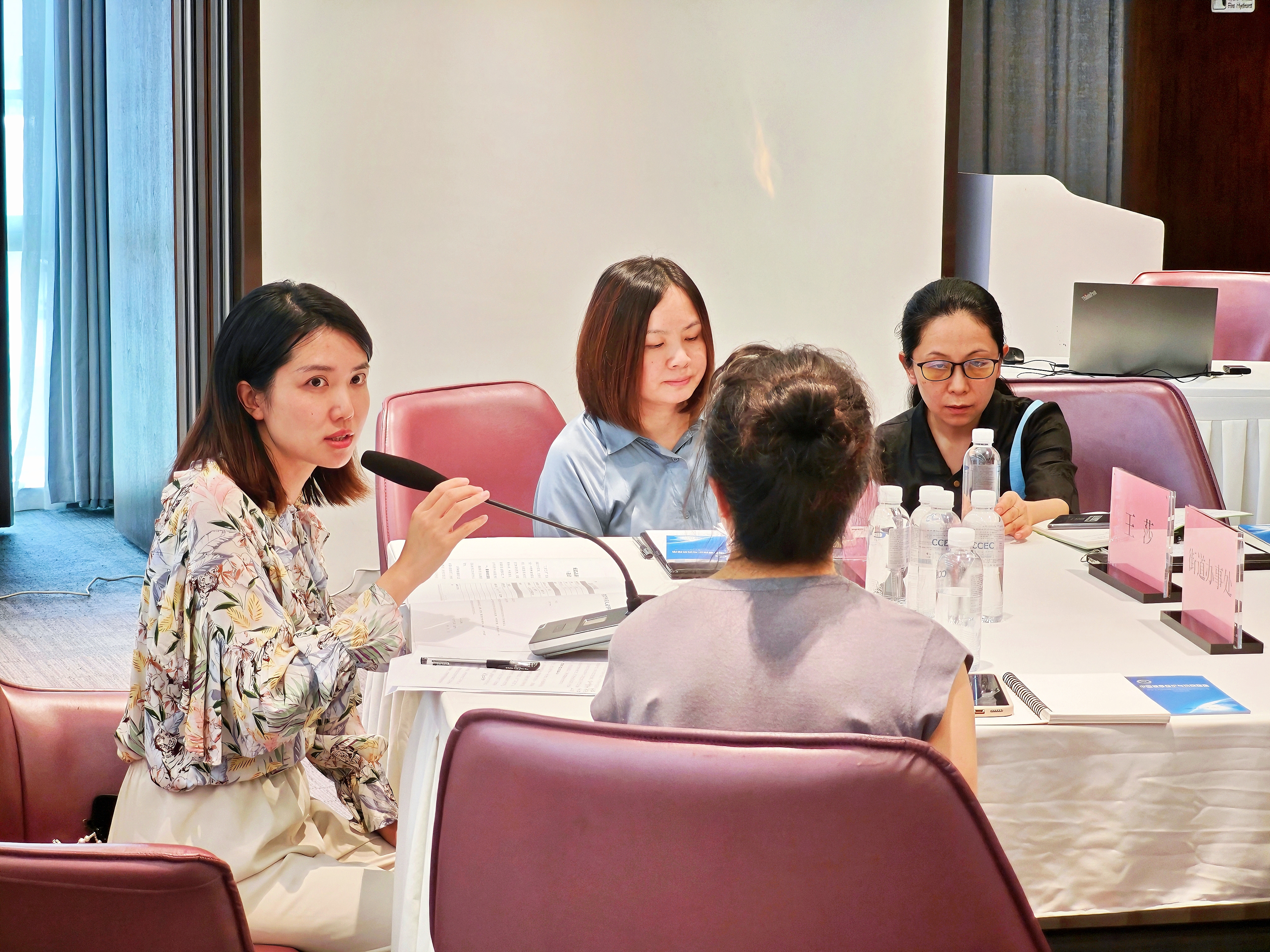 （转载）“手把手”“面对面”，成都高新一揽子服务助企业解难题