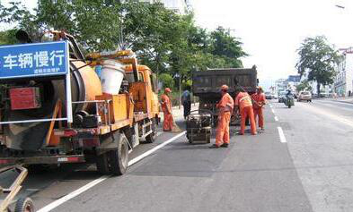 石家庄一桥梁完善施工 河北还有这些路段有维修