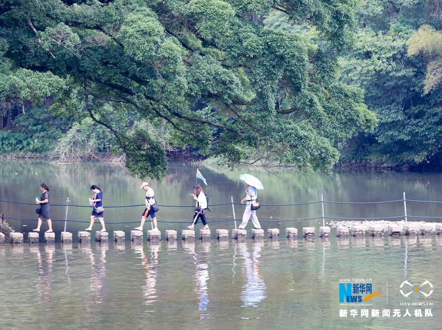 福建南靖：土楼申遗成功十年 景区村民“鼓了腰包”