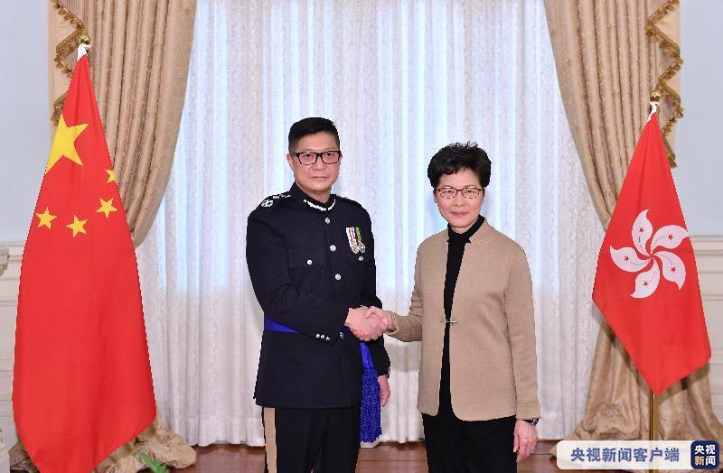 国务院任命邓炳强为香港警务处处长