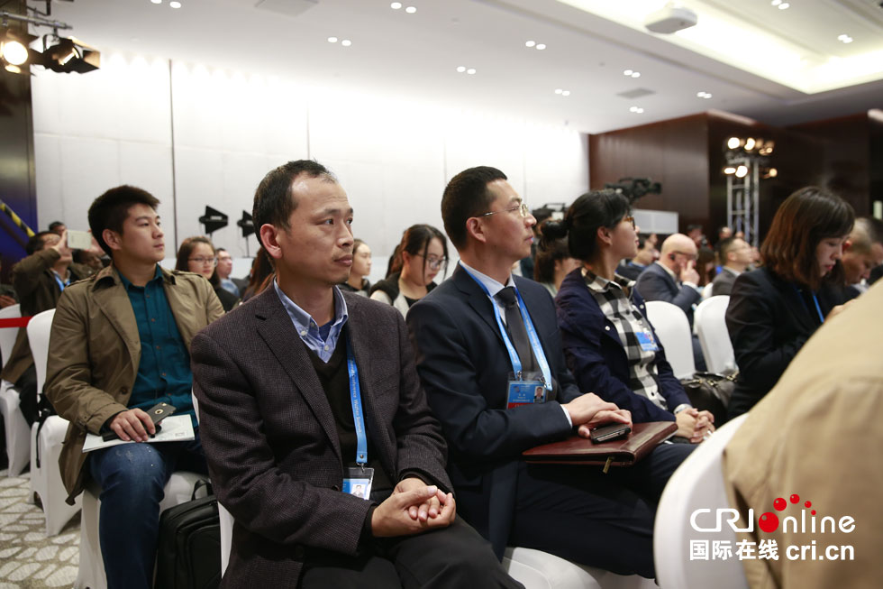 图片默认标题