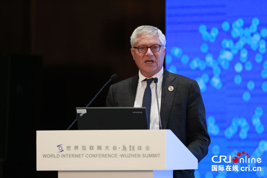 图片默认标题