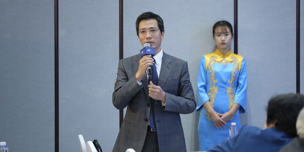 嘉宾石东伟回答提问