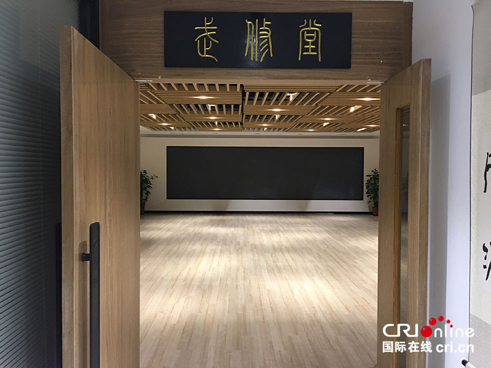 图片默认标题