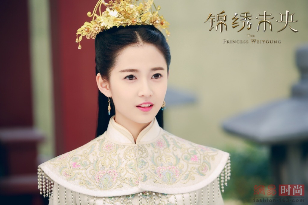 《锦绣未央》美女如云 唐嫣竟输给小角色