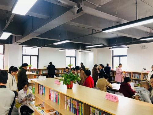 【河南供稿】【房产资讯】绿都老社区焕新 聚焦产品和服务品质提升