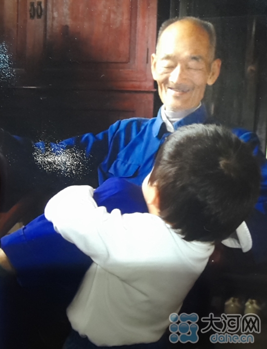 许世友之子许光：高干子弟的帽子不能再戴了