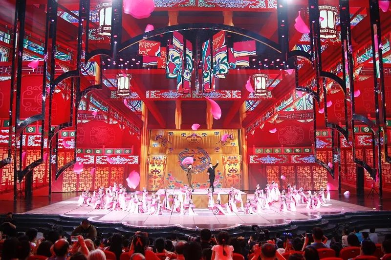 《花开新时代》 中央广播电视总台2018年“六一”晚会亮点早知道！