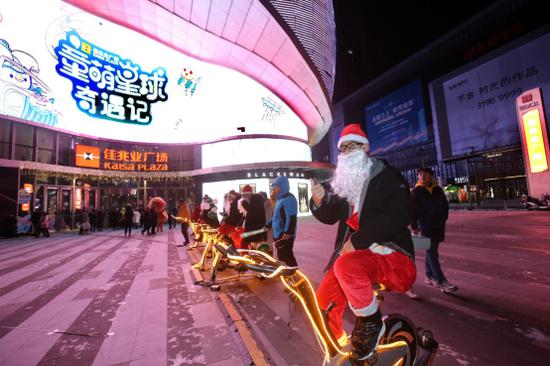 沈阳佳兆业广场“童萌星球奇遇记”点亮仪式开启