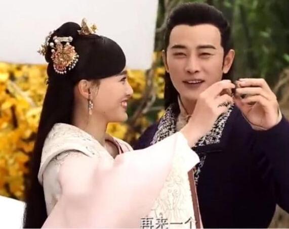 《锦绣未央》花絮里罗晋快把唐嫣嘴唇亲破了！_娱乐_腾讯网