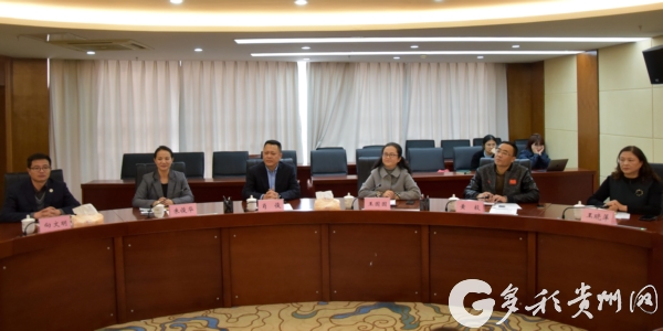（社会）共话滑翔伞运动发展 土耳其费特希耶市体育交流团与省体育局展开座谈