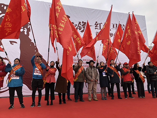 沈阳爱心公益跑助力早衰女孩圆梦