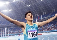 谁是谢震业？
